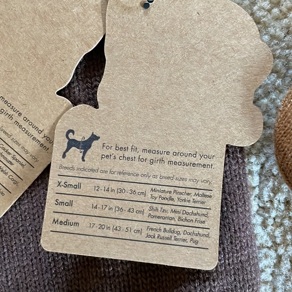 Adorable reindeer dog sweaters size large - Picture 4 of 6